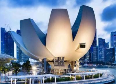 موزه ای به شکل گل نیلوفر در سنگاپور