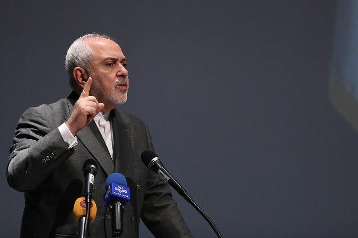 پرسش جالب ظریف درباره سلاح های دهشتناک ، آمریکا و اروپا نمی توانند ایران را موعظه نمایند
