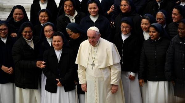 پاپ برای اولین بار به زنان در نشست اسقف ها حق رای داد