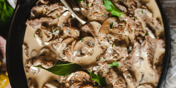 طرز تهیه بیف استراگانف به بهترین روش در خانه طرز تهیه بیف استراگانف به بهترین روش در خانه